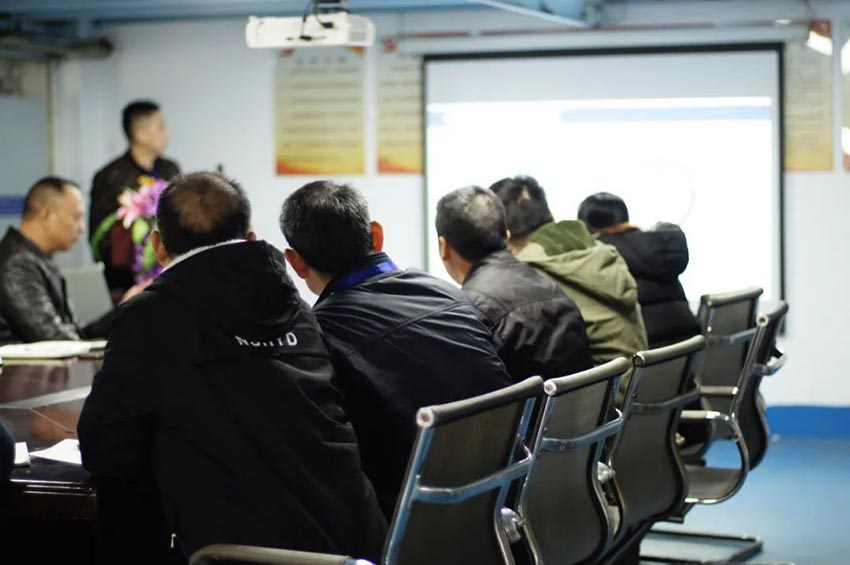 萬(wàn)達業(yè)研發(fā)、生產(chǎn)2020年度工作總結暨2021年度工作計劃專(zhuān)題會(huì )議