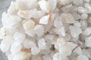 石英砂除鐵應該如何選擇磁選設備？